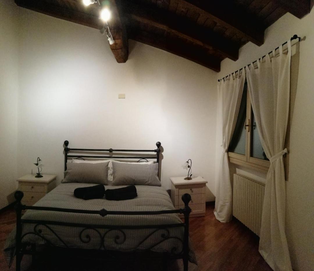 De' Pepoli Apartments Μπολόνια Δωμάτιο φωτογραφία